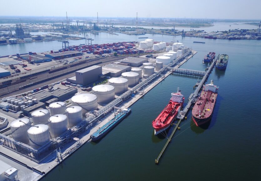 sea_tank_terminal_cover